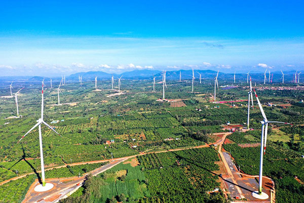 Một góc chụp Nhà máy điện gió EaNam Đắk Lắk 1 khi đưa vào vận hành