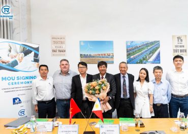Lễ ký kết hợp tác chiến lược giữa Trungnam SMC và Royal Cargo.